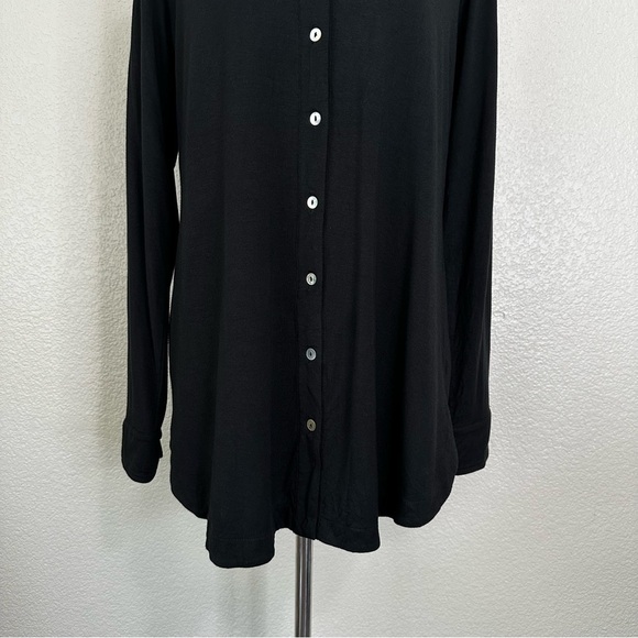 Soft Surroundings Black Criss-Cross Back Button Down Tunic Shirt, Sz Medium - Picture 5 of 13